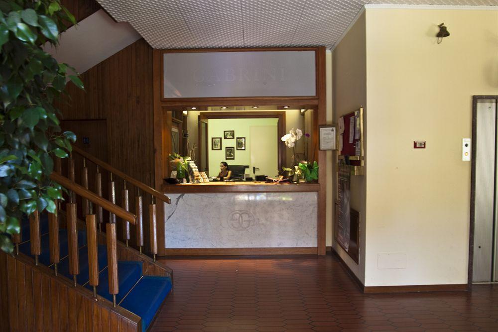 מרינה די מסה Hotel Gabrini מראה חיצוני תמונה