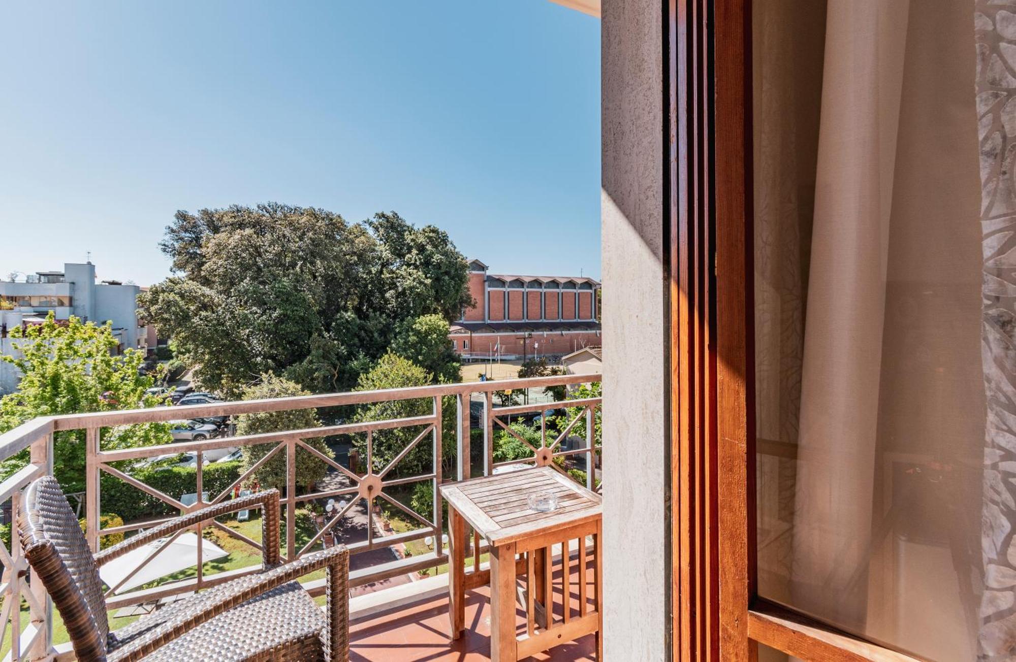 מרינה די מסה Hotel Gabrini מראה חיצוני תמונה