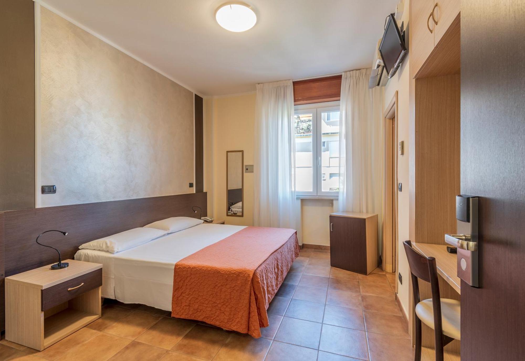 מרינה די מסה Hotel Gabrini מראה חיצוני תמונה