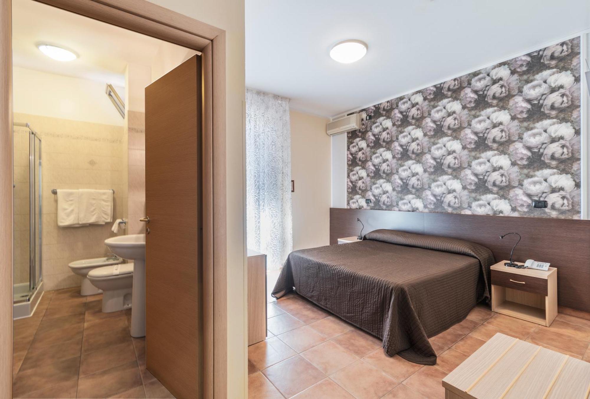 מרינה די מסה Hotel Gabrini מראה חיצוני תמונה
