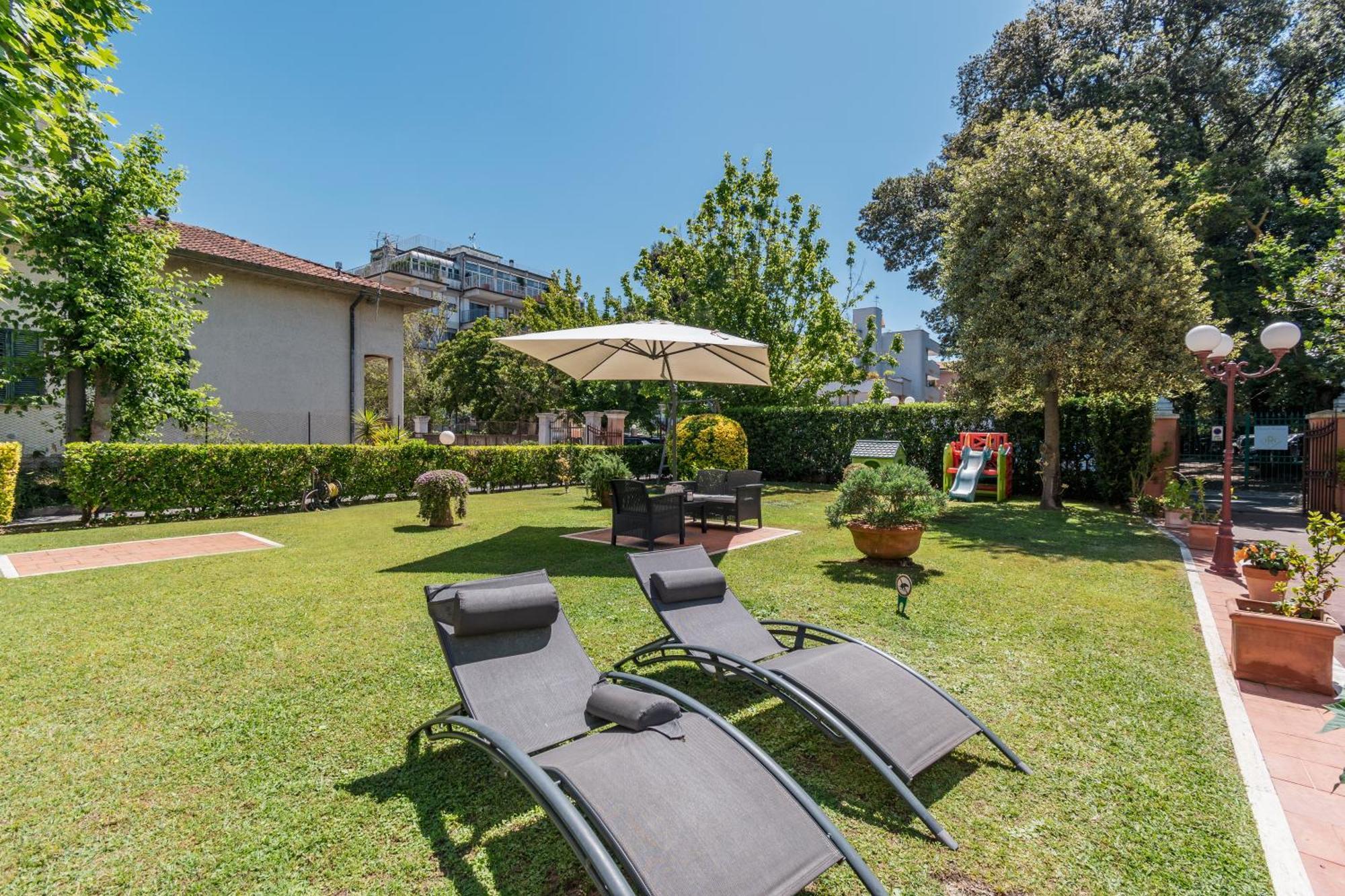 מרינה די מסה Hotel Gabrini מראה חיצוני תמונה